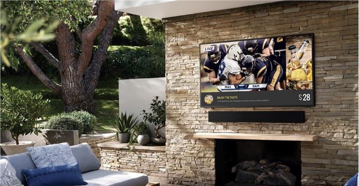 Outdoor TV High Brightness LCD Display